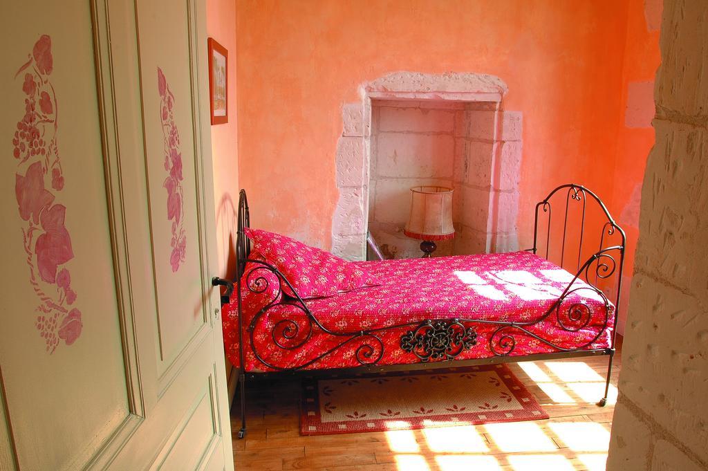 Bed and Breakfast Chateau De La Noblaye Lemere Pokoj fotografie